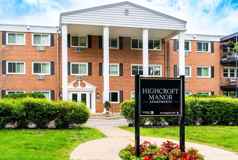 Highcroft Manor Apartments Located in Wayzata, MN - Photo 1 of 1