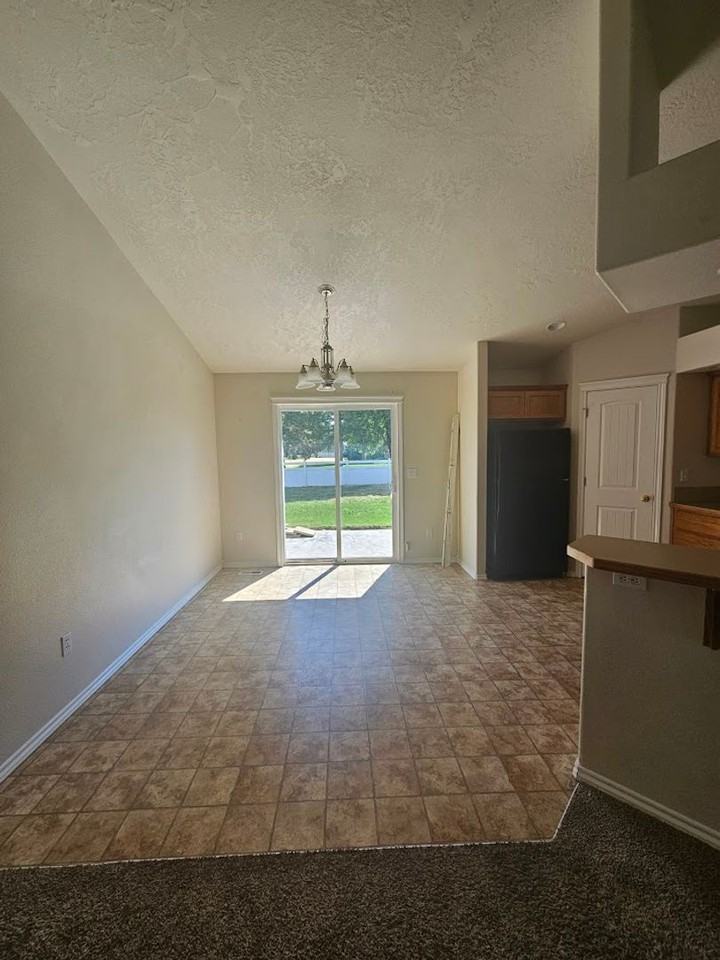 3714 N Buckstone Ave - Photo 4 of 14