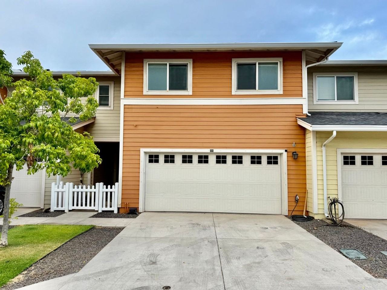 550 Kamaaha Ave #904