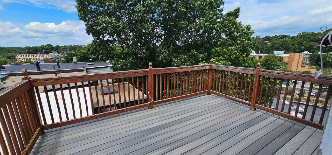 191 Winthrop Rd - Photo 4 of 39