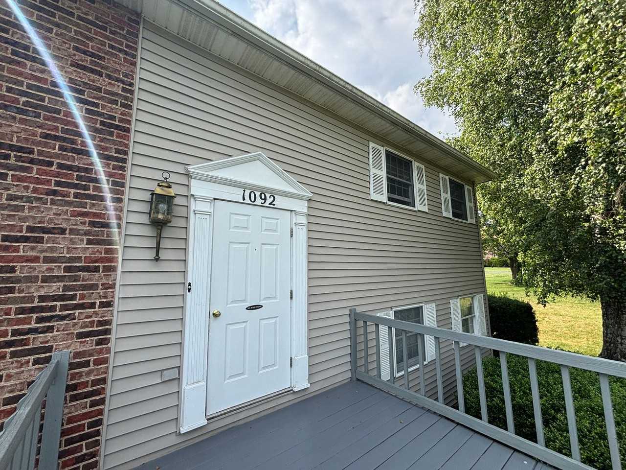 1092 Pohopoco Dr - Photo 2 of 10