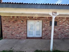 1403 S Prince St - Photo 1 of 1
