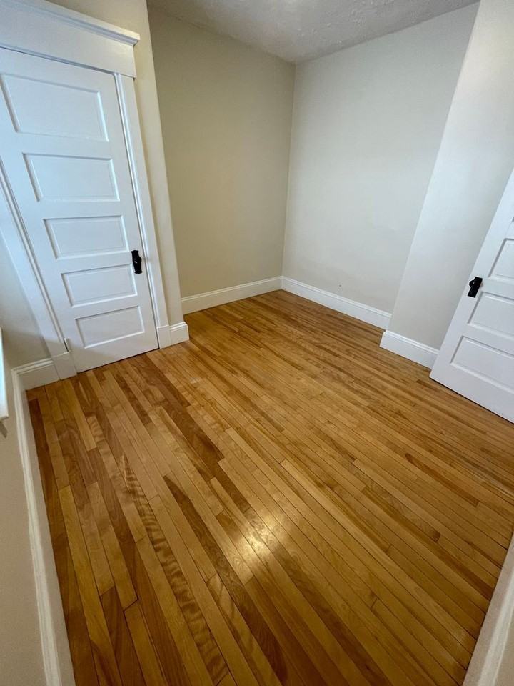 Gresley Residence - Photo 5 of 15