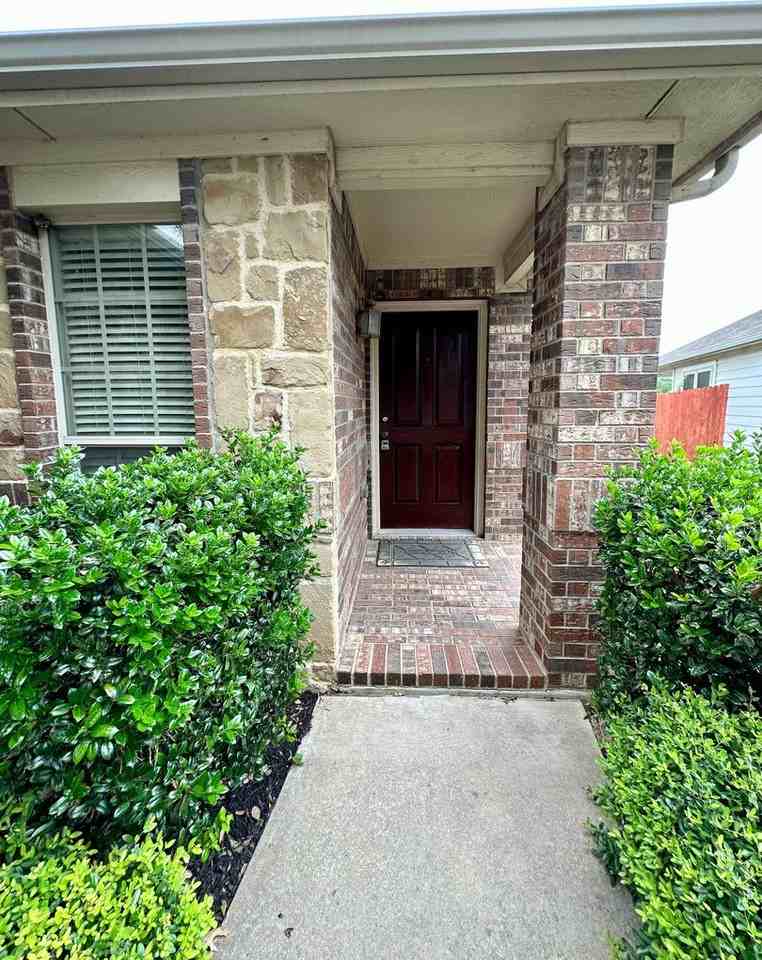 1174 Kielder Cir - Photo 3 of 27