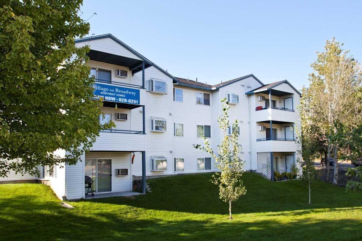 12623 E Broadway Ave