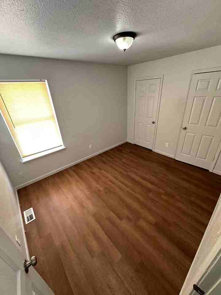 7037 Indiana Ave - Photo 3 of 6