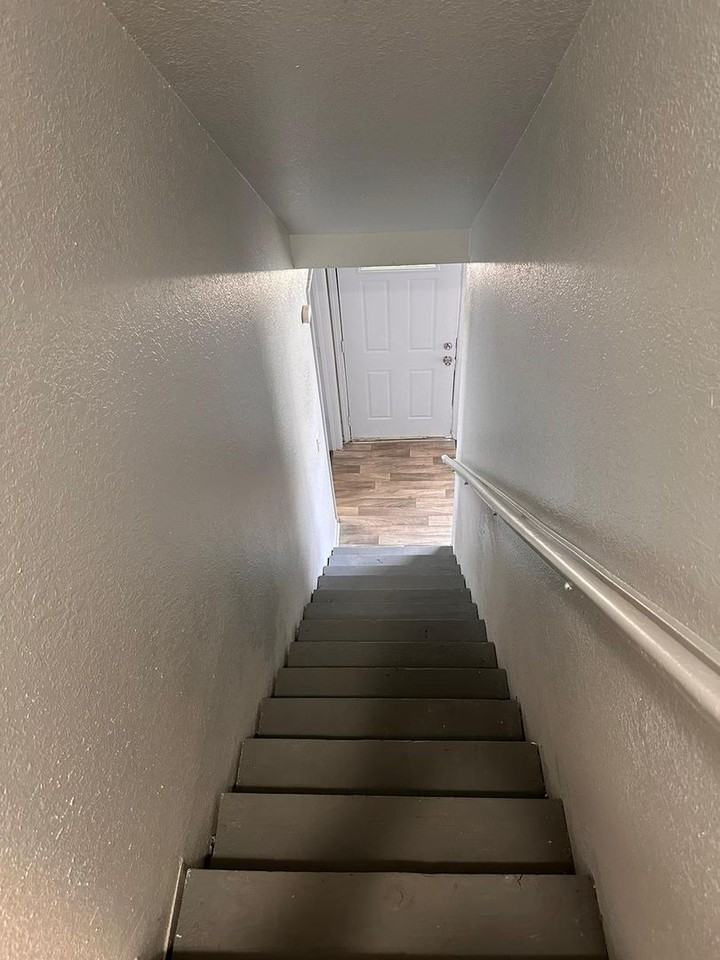 7037 Indiana Ave - Photo 5 of 6