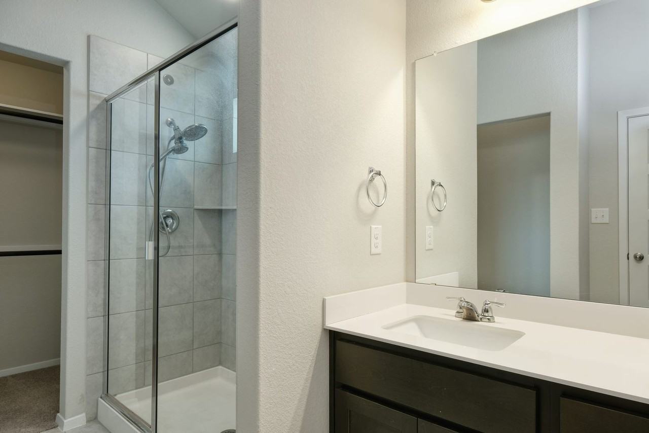 6045 Urbano Bend - Photo 7 of 13