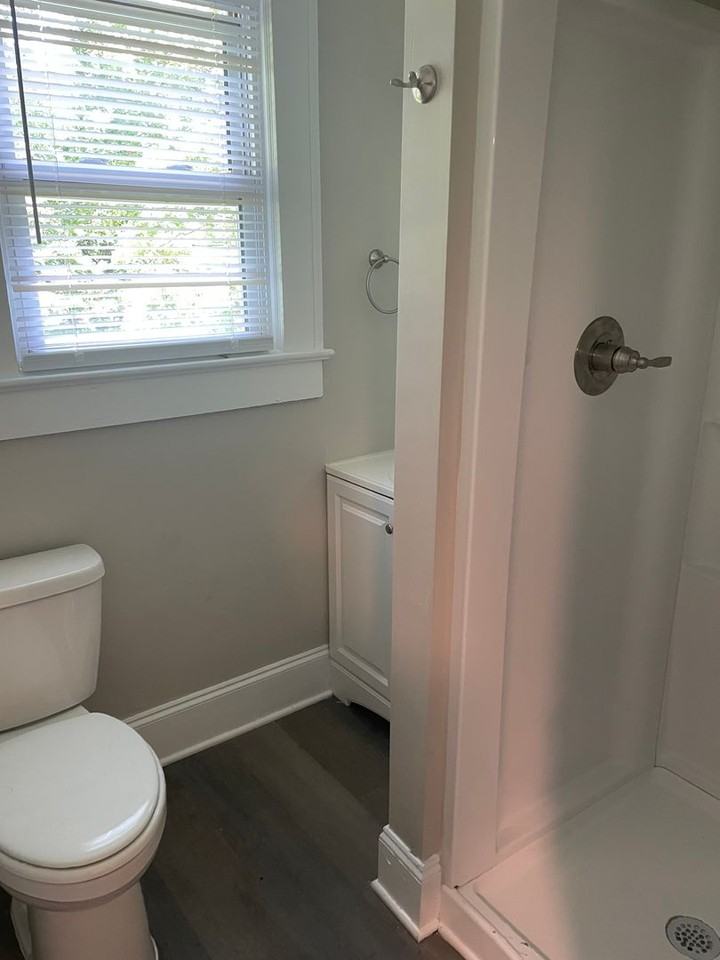 4943 Doris St - Photo 7 of 11