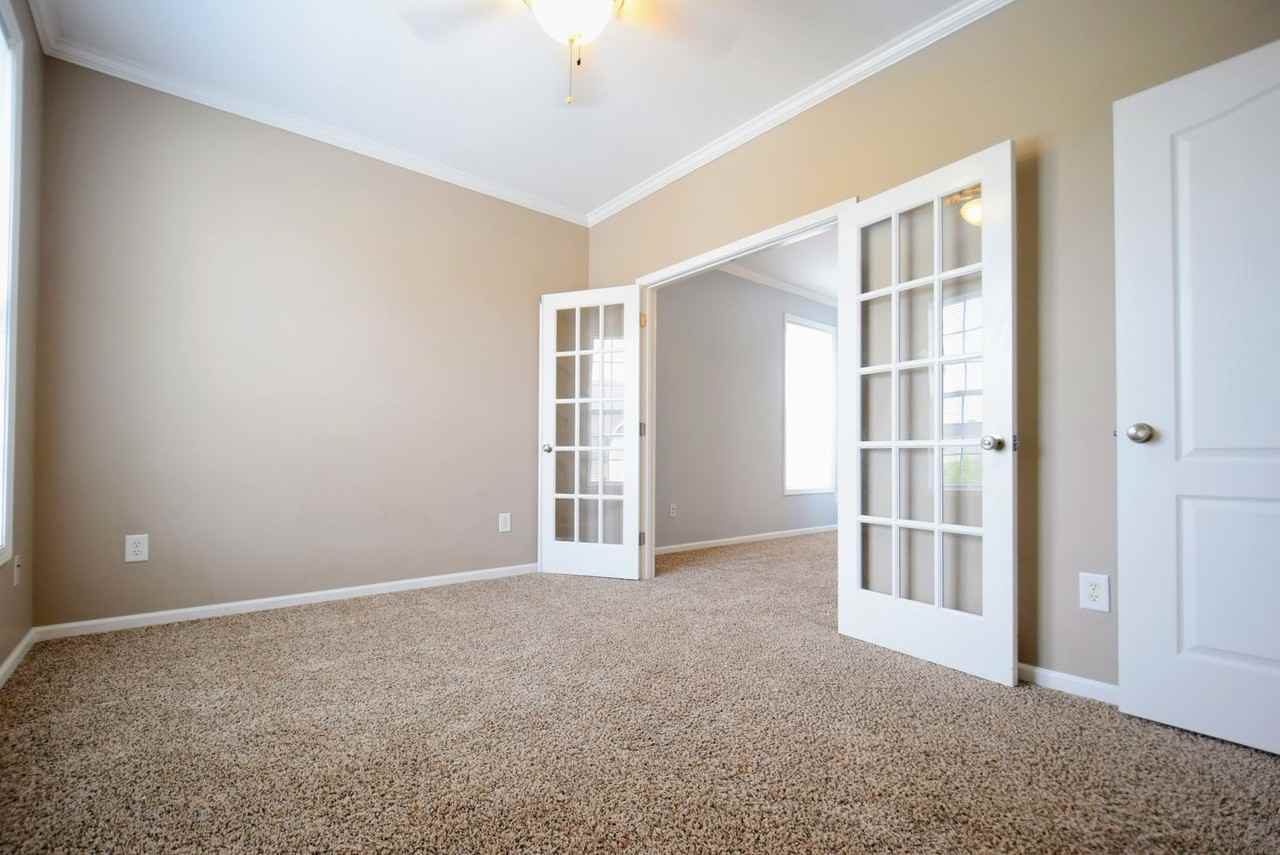 1321 Kershaw Loop #229 - Photo 2 of 17