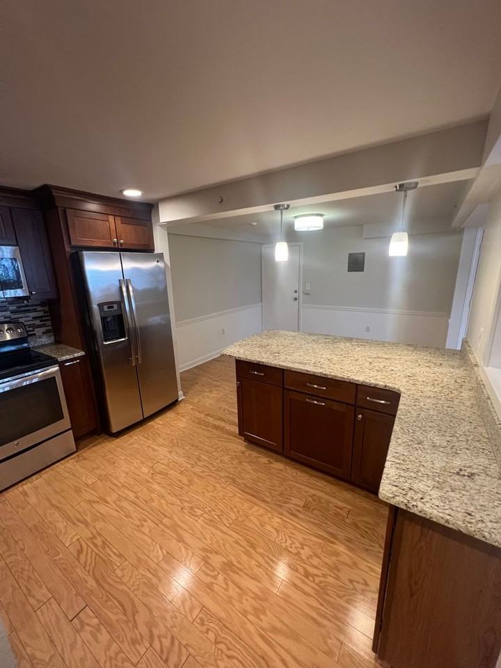 21 Clarks Rd - Photo 2 of 12