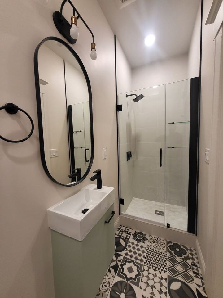 1026 Pine Street - Photo 2 of 17