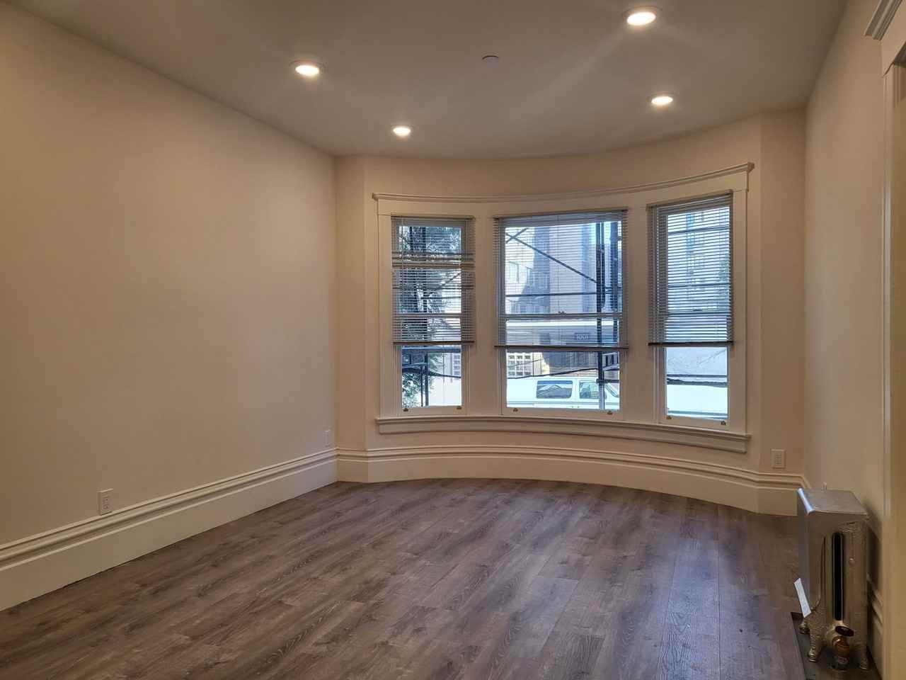 1026 Pine Street - Photo 6 of 17