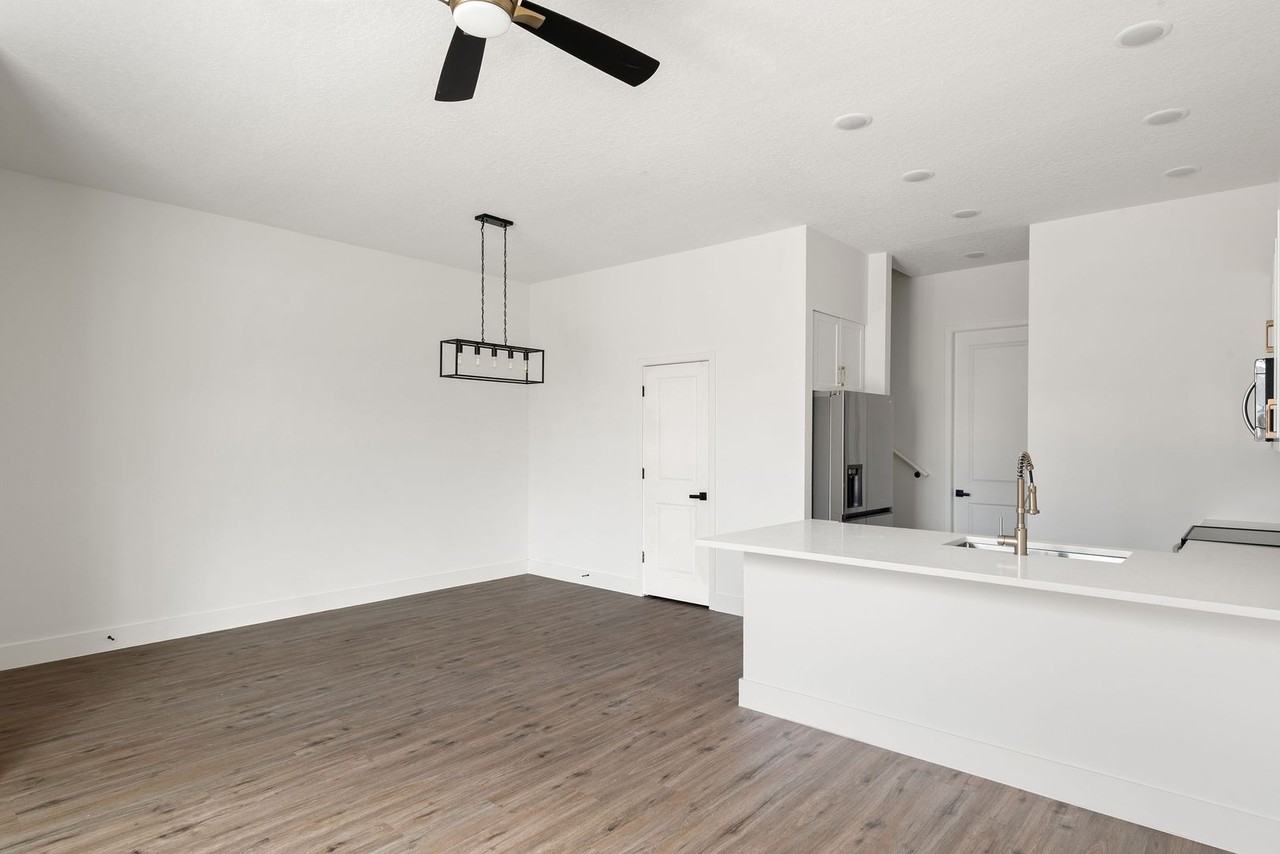 437 Braddock Ave - Photo 3 of 41