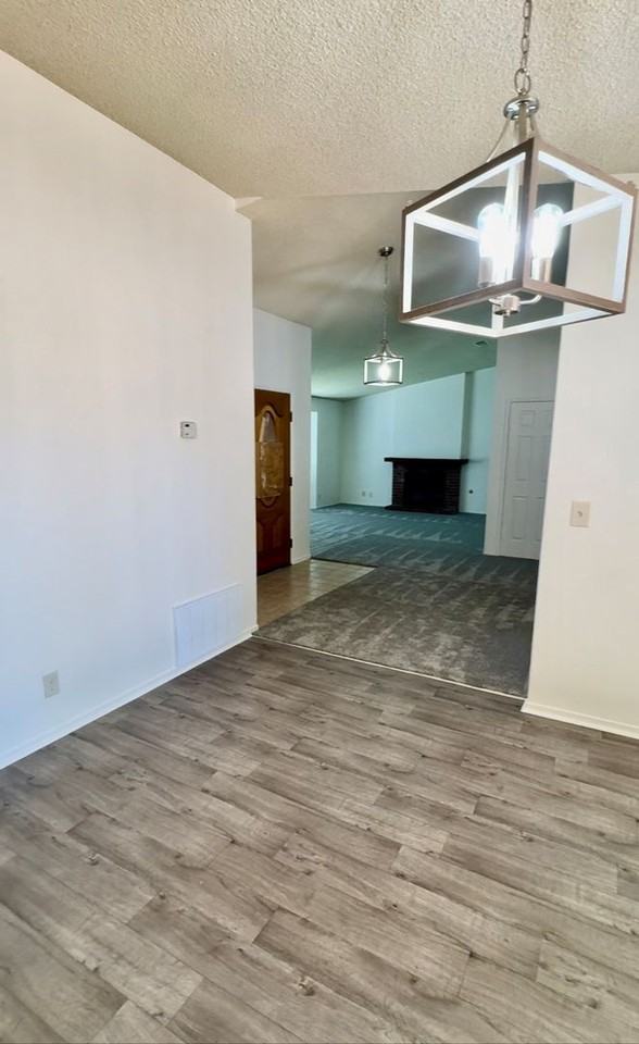 1272 El Rancho Dr - Photo 4 of 13