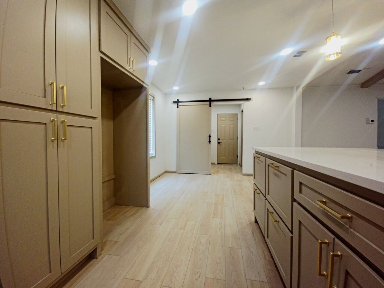 3607 85th St - Photo 7 of 16