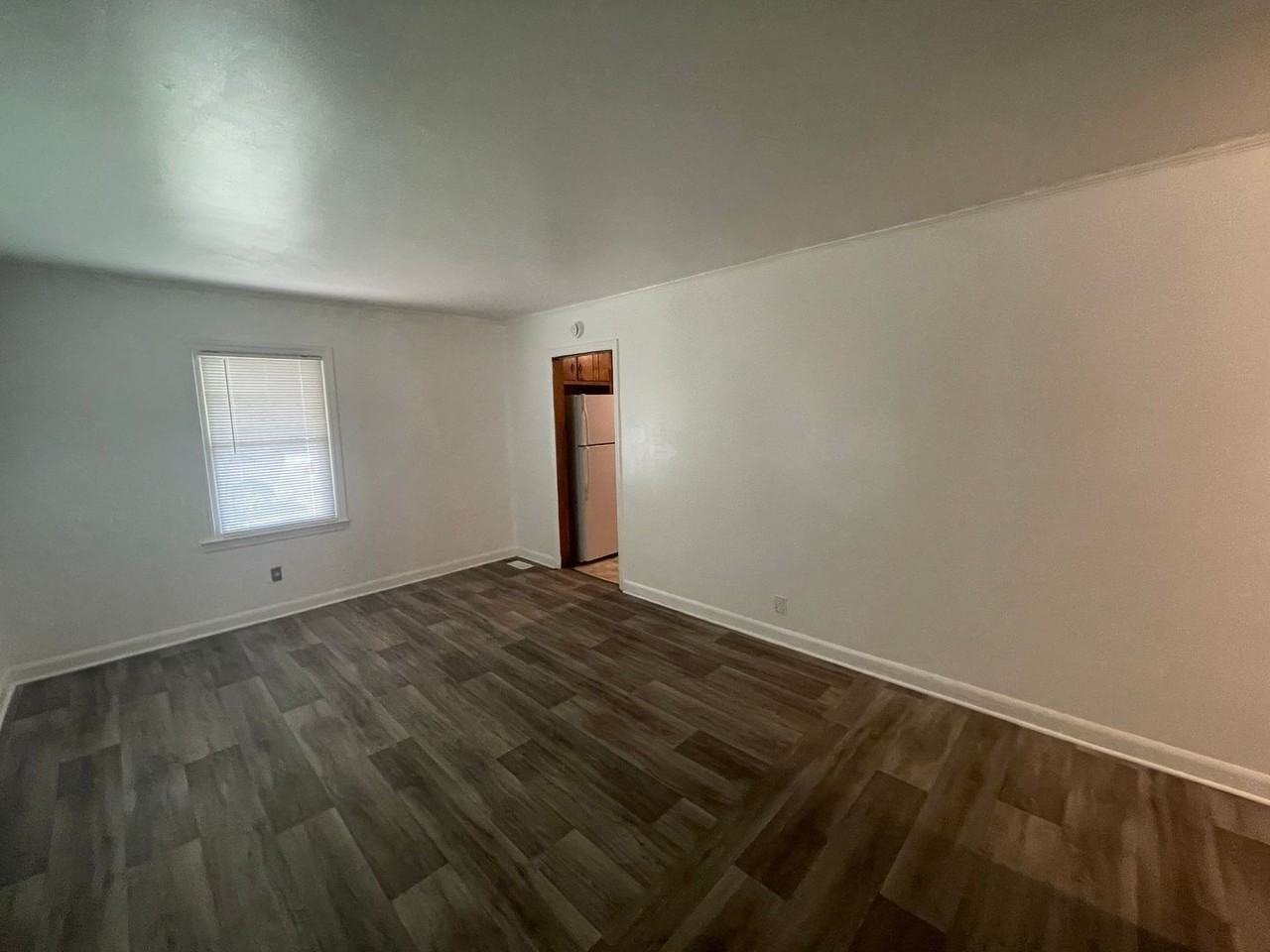 807 Memory Ln - Photo 3 of 18