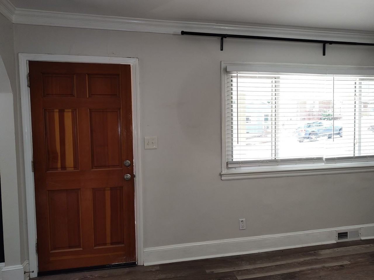 1225 Condon St - Photo 2 of 20