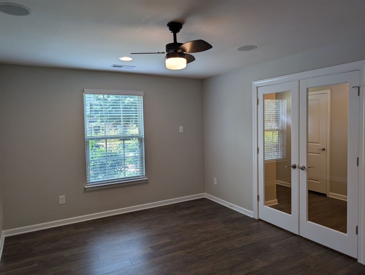 4068 Zilker Park Dr - Photo 3 of 29