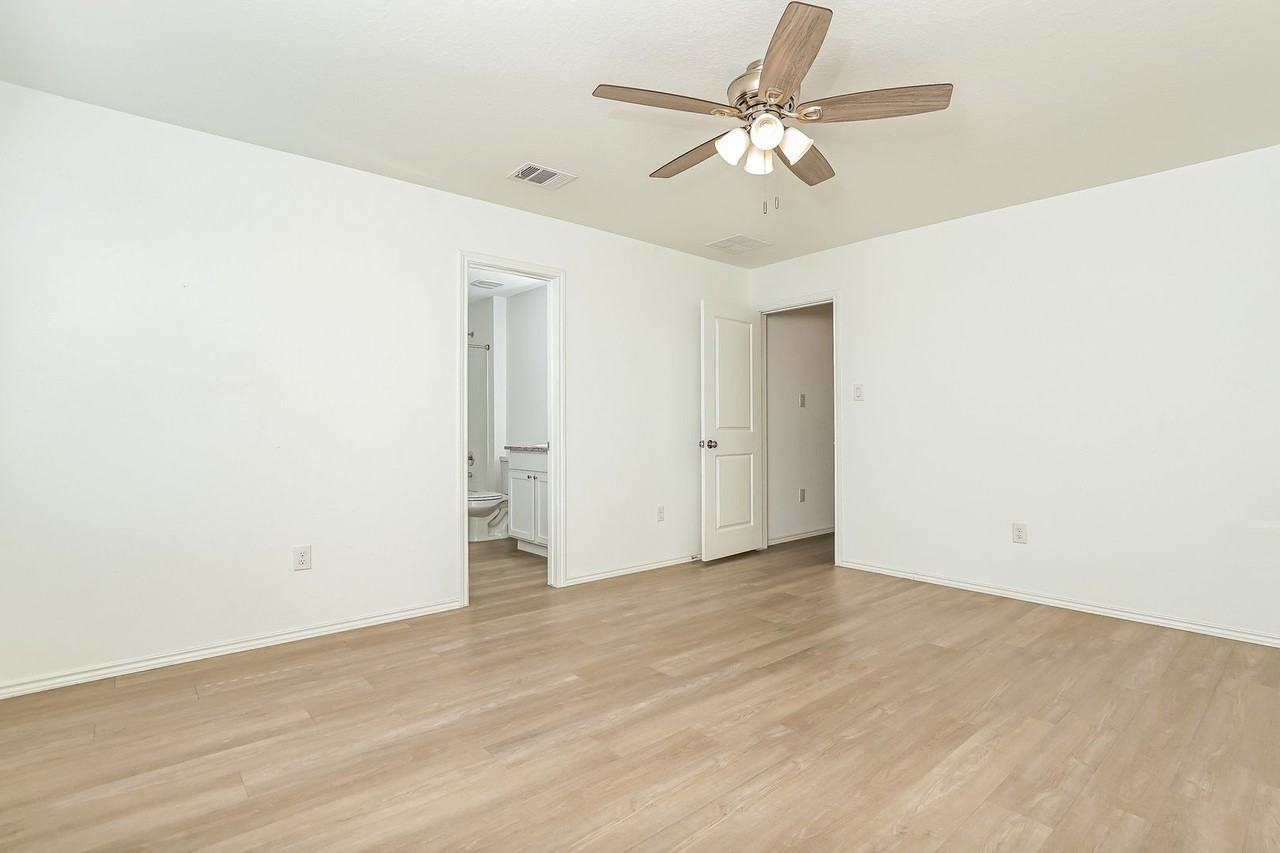 8027 Nube Medina - Photo 6 of 15