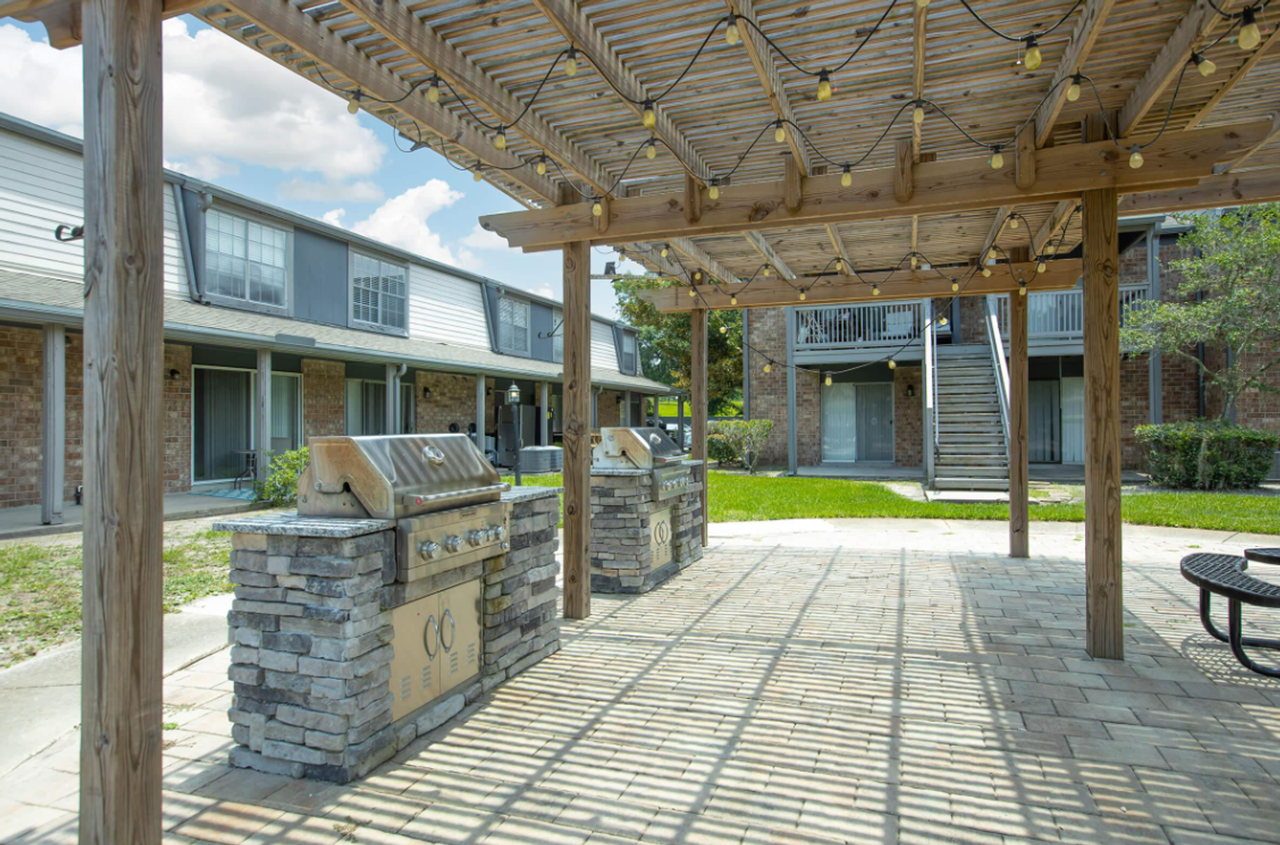 Palms at 2800 - Photo 4 of 22