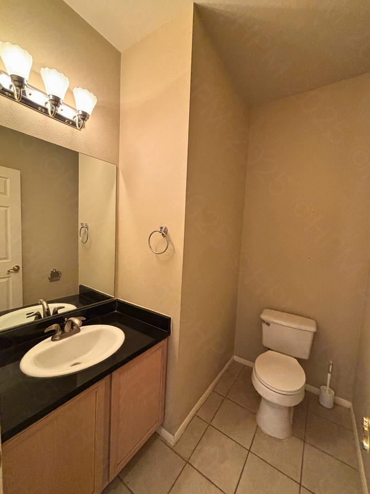 20131 Horizon Way - Photo 6 of 26