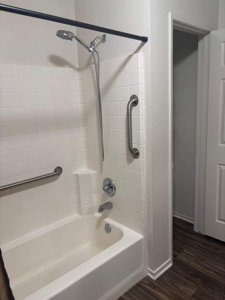 Three Palms - Photo 4 of 6