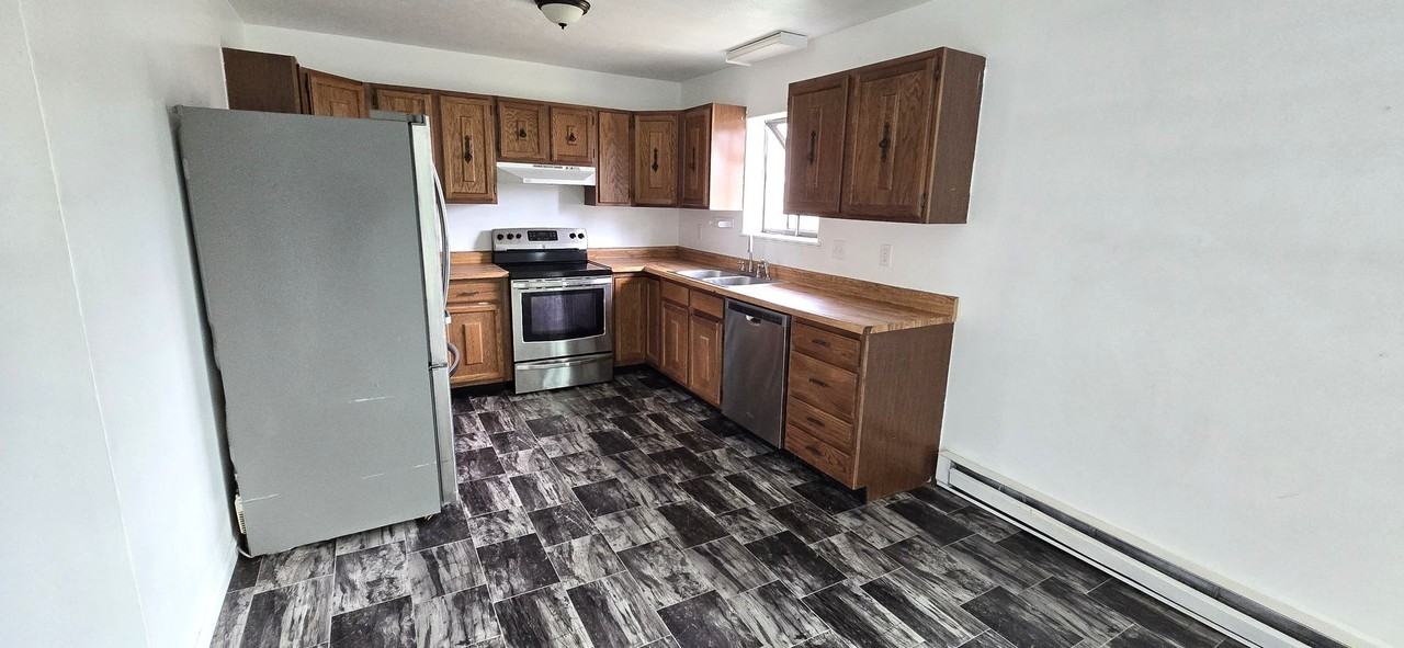 8200 Ptarmigan Ave #B - Photo 4 of 13