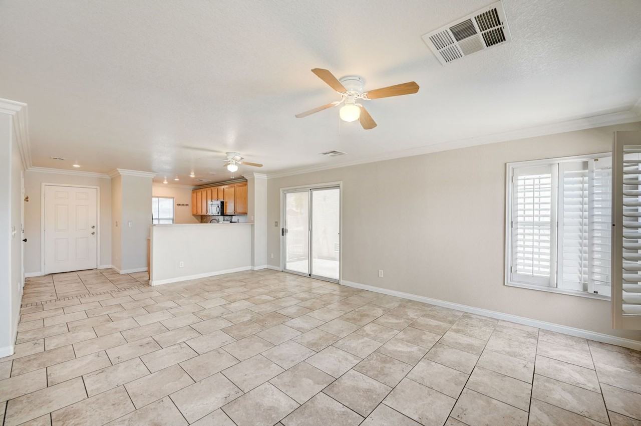 1144 Black Cherry Street - Photo 7 of 33