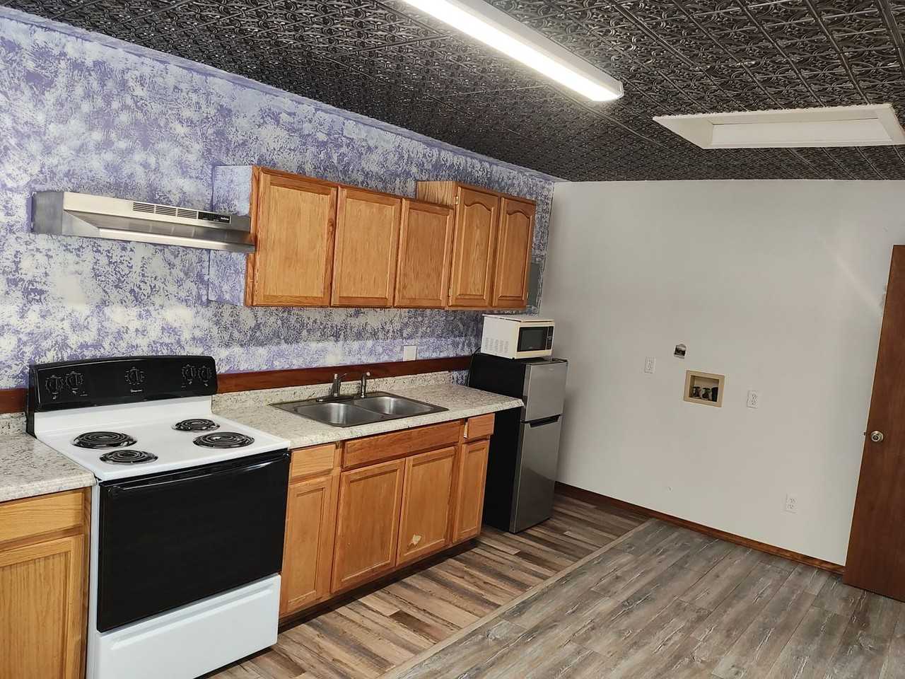 56 Sunset Ln #B - Photo 6 of 22