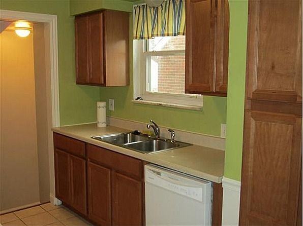 2001 Burger St - Photo 3 of 7