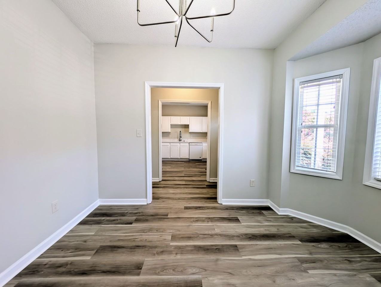 220 Misty Groves Cir - Photo 6 of 25