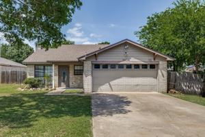 featured image of 8602 Skyview