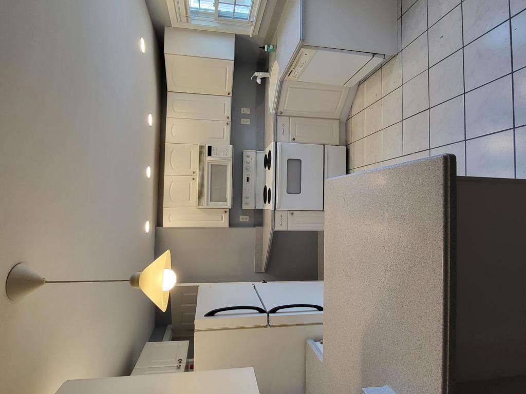 59 Walworth St #59 - Photo 4 of 28