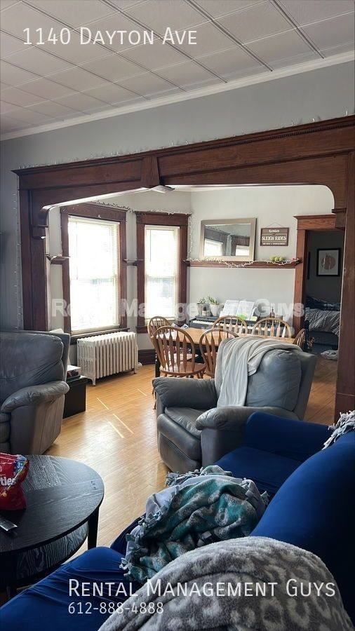 1140 Dayton Ave - Photo 3 of 10