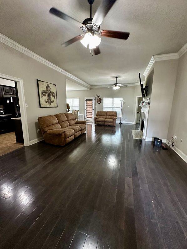 162 Chestnut Ridge Dr - Photo 3 of 35