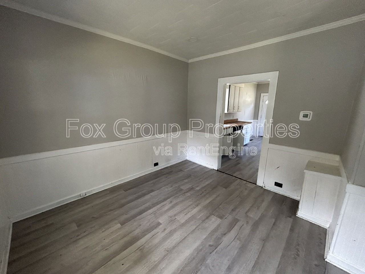 201 N Meriah St - Photo 4 of 16