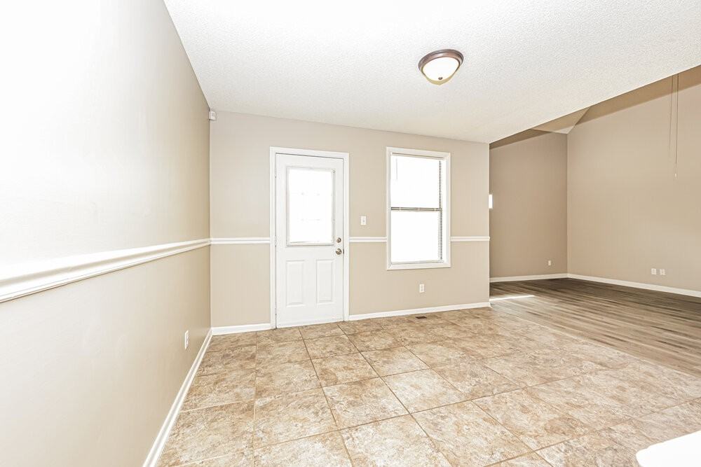 110 Bland Dr - Photo 7 of 17