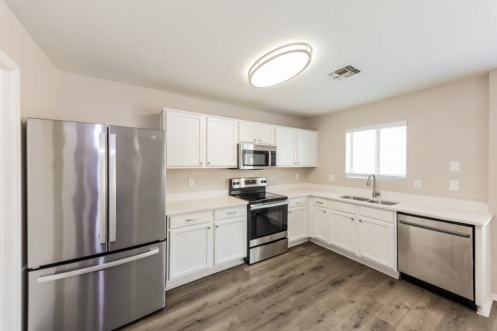 3123 W Alta Vista Rd - Photo 7 of 17