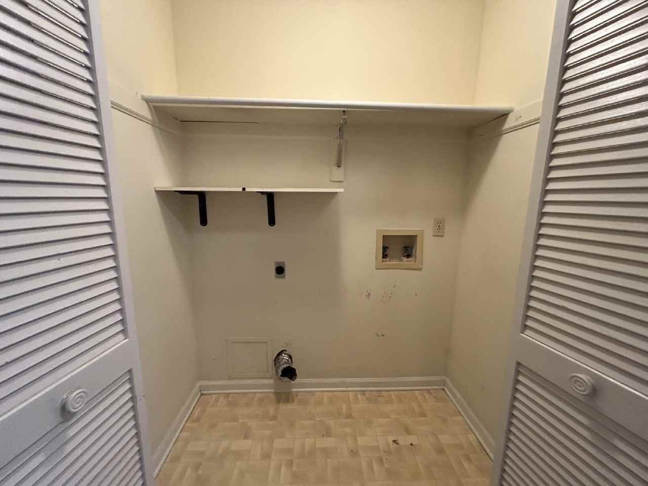 903 Malibu Dr - Photo 6 of 10