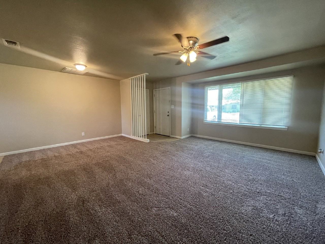 4509 36th St - Photo 2 of 11