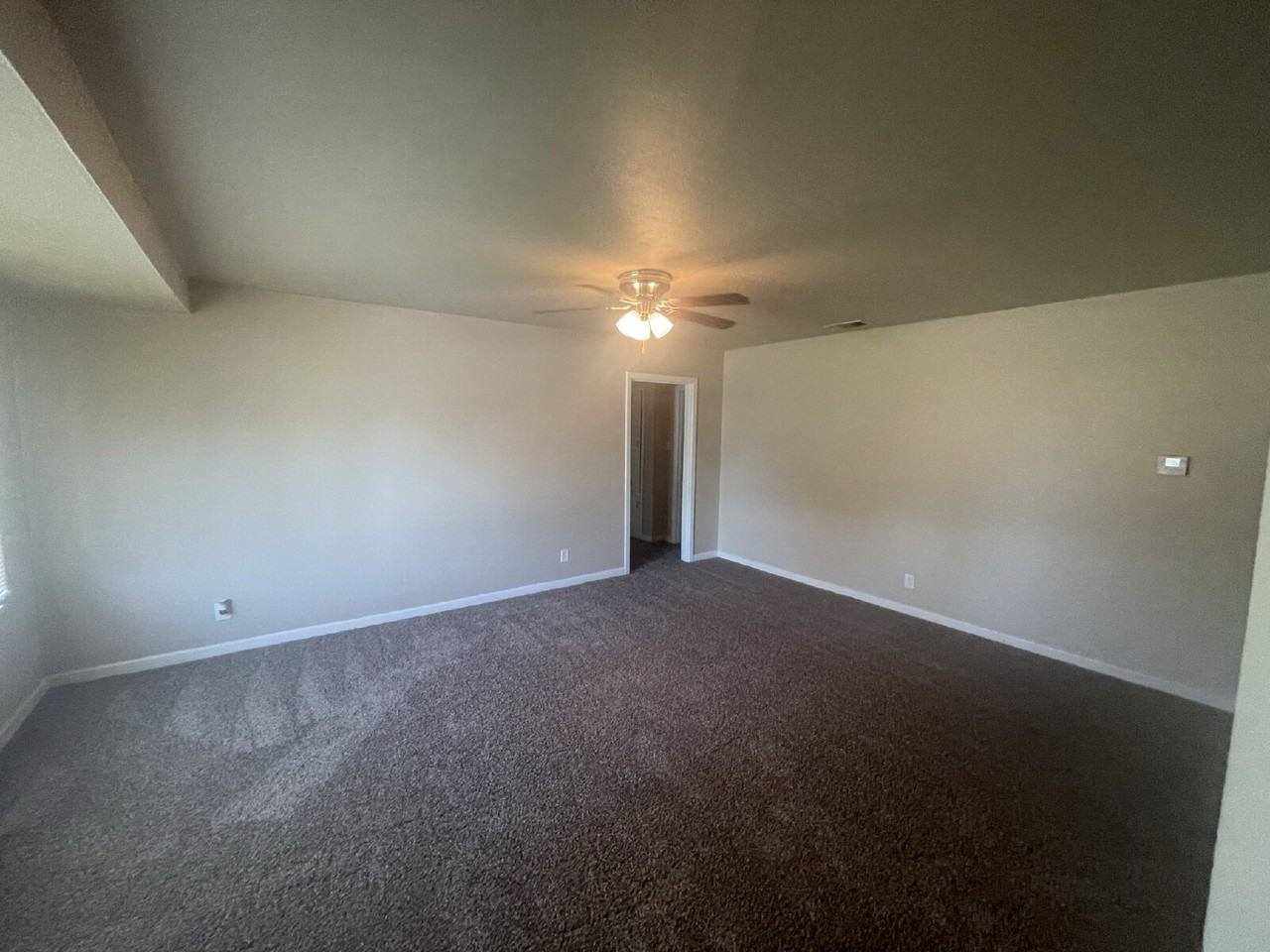 4509 36th St - Photo 3 of 11