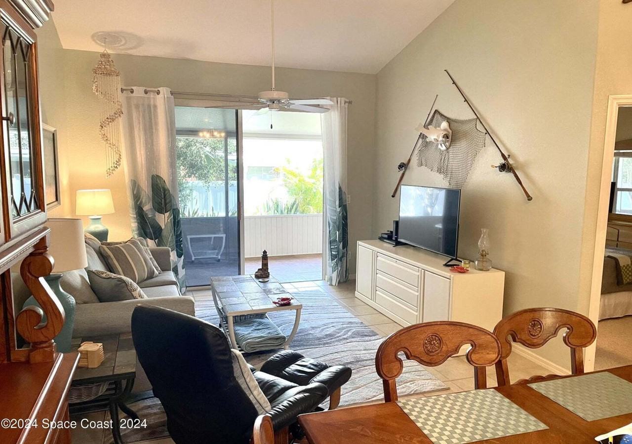 5569 Cord Grass Ln - Photo 7 of 15