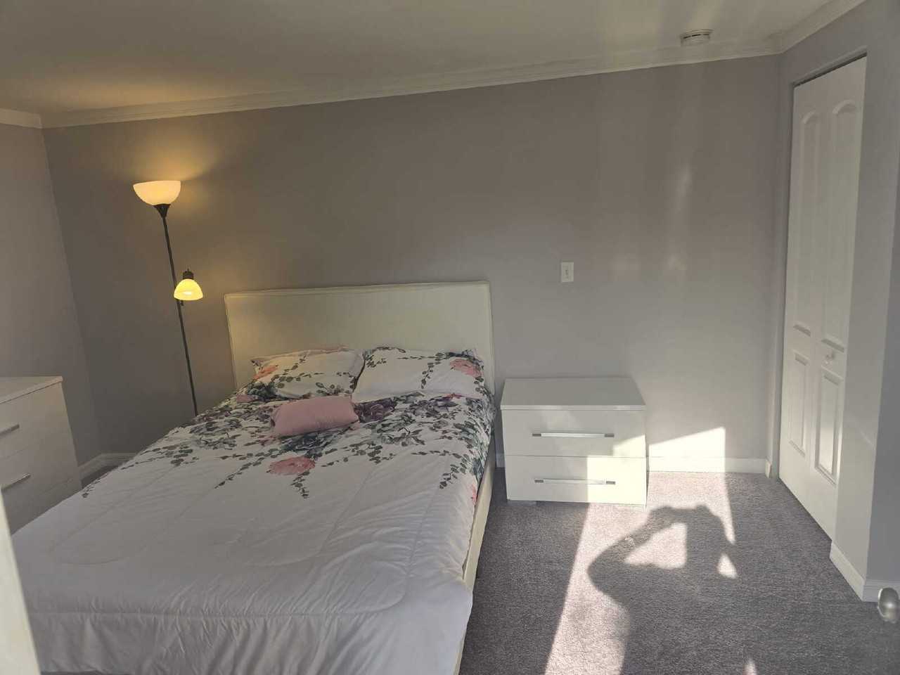 9733 Dick St - Photo 4 of 10