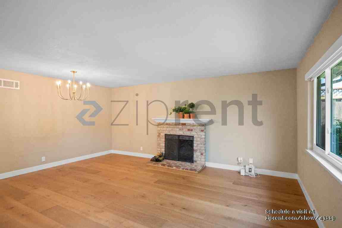 119 Calado Ave - Photo 7 of 35
