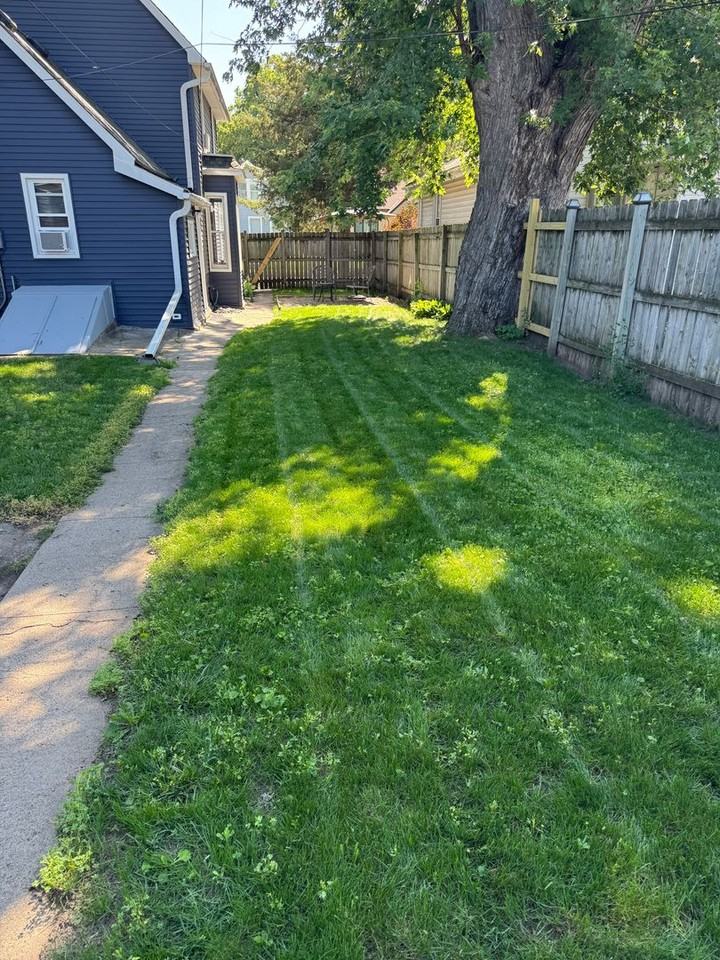 304 10th Ave S - Photo 2 of 11