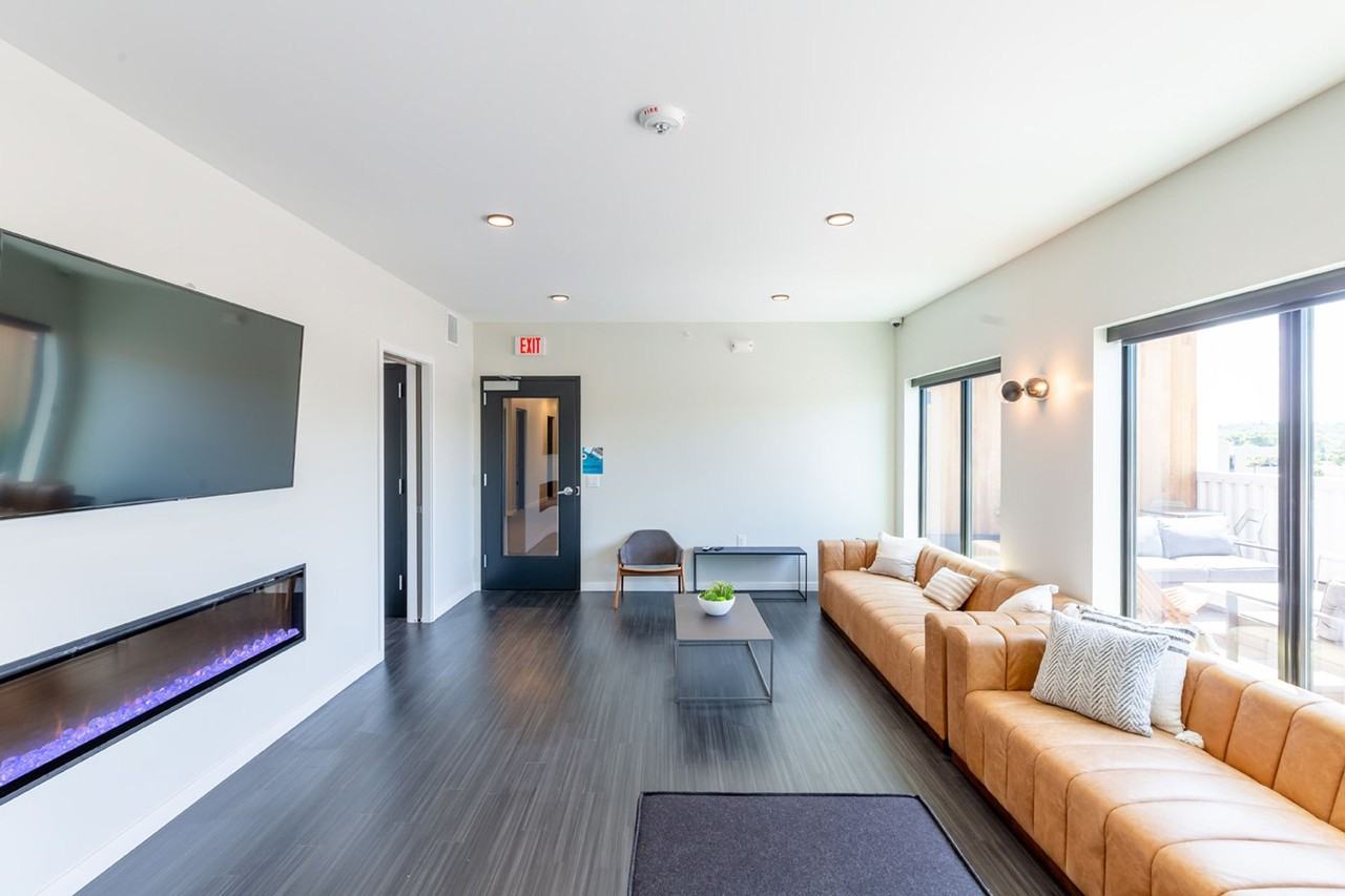 Rowat Lofts Apartments - Photo 2 of 50