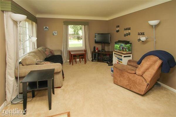 3112 Ann St - Photo 3 of 8