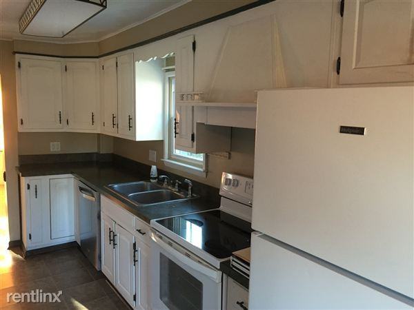 6442 Palmyra Rd - Photo 3 of 18