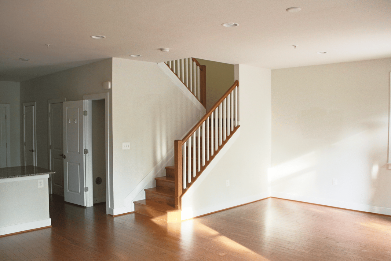 1903 Richmond Hwy #1903 - Photo 3 of 22